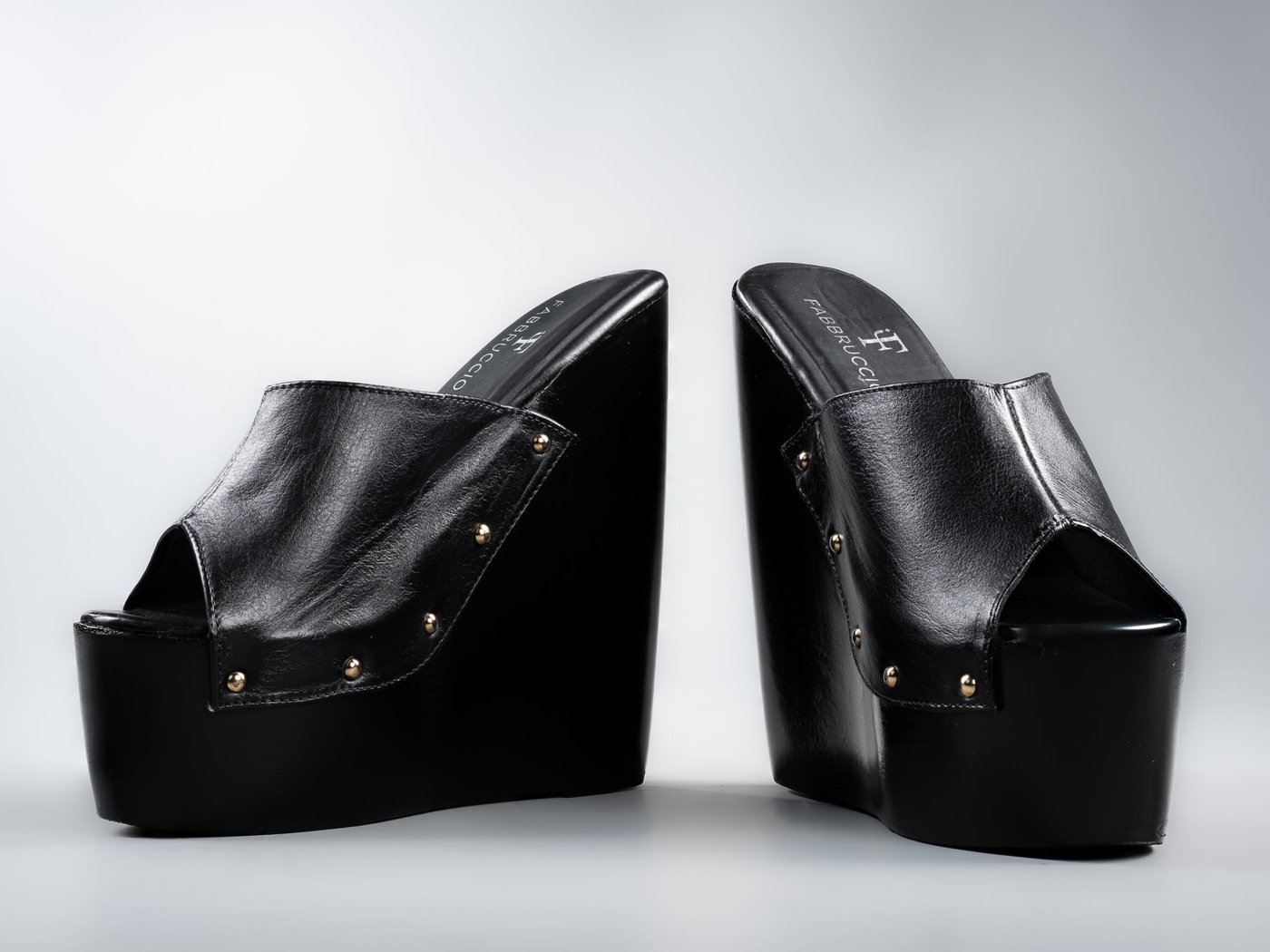 The Amber, front view, both mules and the open toe