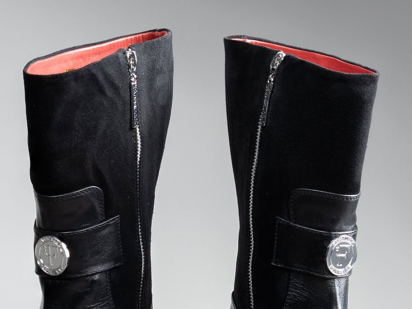 The cherry-red soft-leather lining inside the Valentina